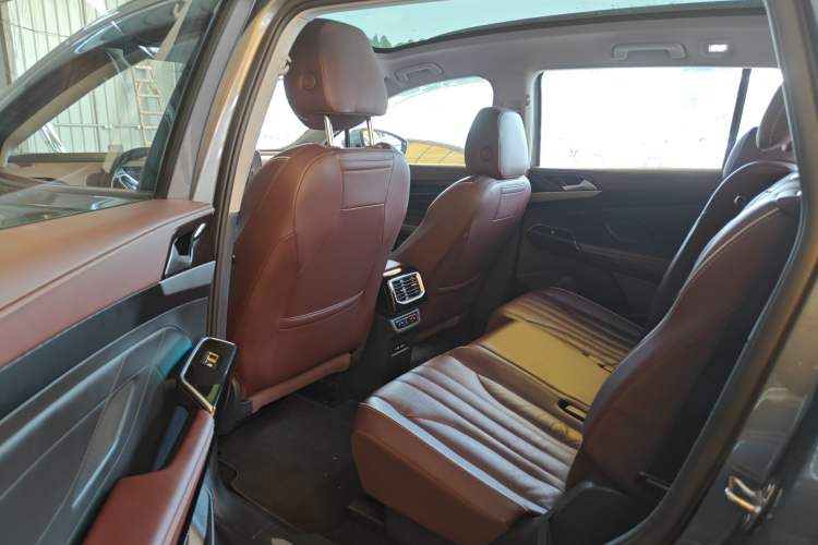 Used Volkswagen ID.6 X 2021 1st Edition ID. First Impression Edition