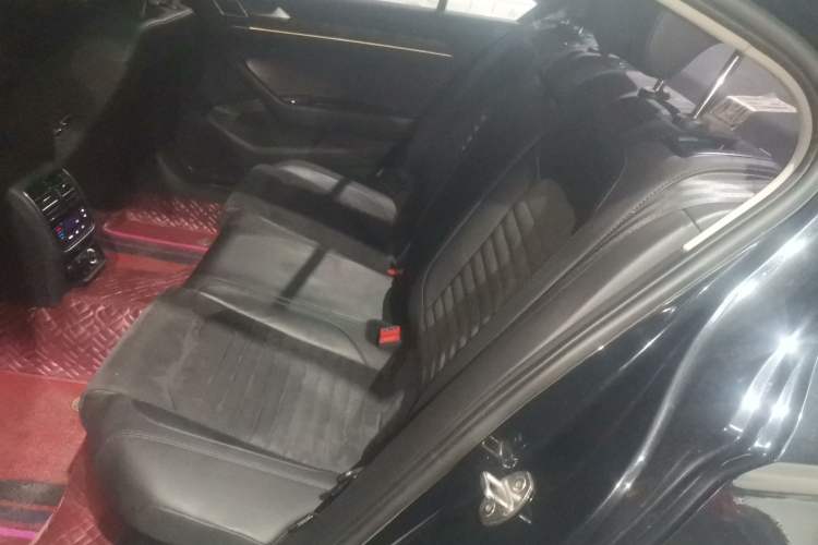 Used Volkswagen Magotan 2018 330TSI DSG Luxury Model