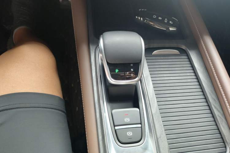 Used Chery Arrizo 8 2023 High-Performance Edition 2.0T DCT Powerfully Equipped
