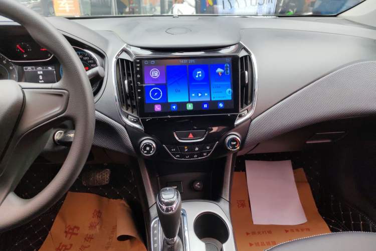 Used Chevrolet Cruze 2018 320 Automatic Pioneer Sunroof Edition
