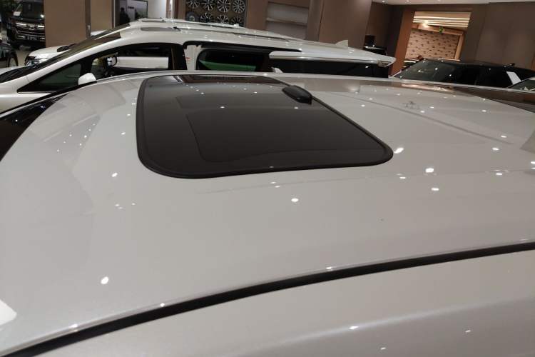 Used Toyota Vellfire 2020 Dual-Engine 2.5L HV Prestige Edition
