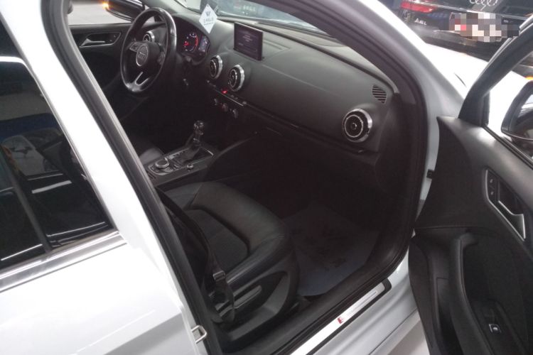 Used Audi A3 2020 Limousine 35 TFSI Fashion Edition China VI Emission Standard
