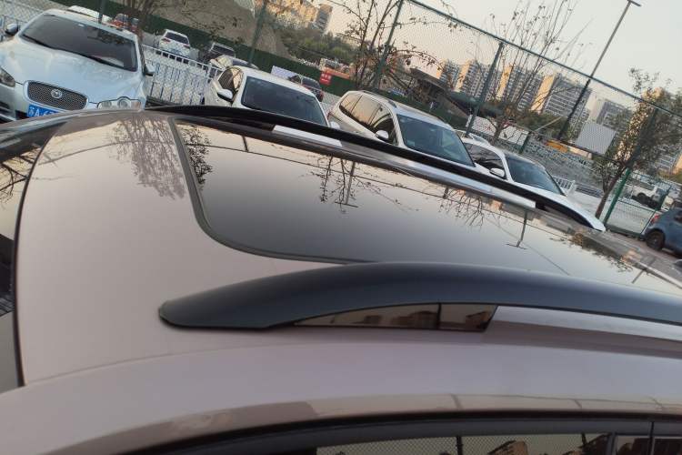 Used Volkswagen Tharu 2025 NewRui 300TSI Prestige Edition