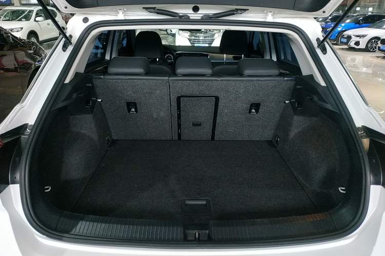 Used Volkswagen T-ROC 2022 280TSI DSG Two-Wheel Drive Elite PLUS