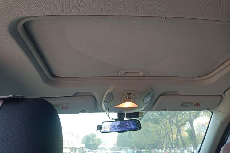 Used GAC Trumpchi GS5 2012 2.0L Manual Two-Wheel Drive Elite Edition
