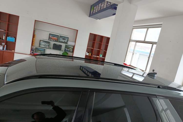 Used Land Rover Discovery Sport 2019 240 PS SE Version China VI Standard
