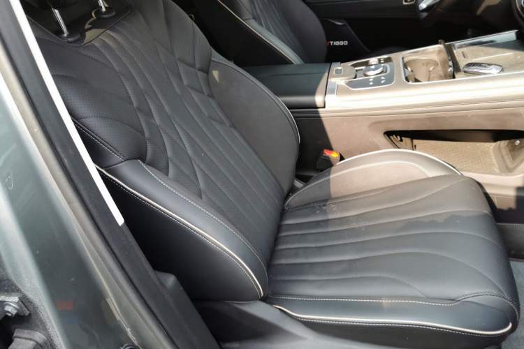 Used Chery Tiggo 9 2023 2.0T Dual-Clutch Two-Wheel Drive Prestige Version 5 Seats