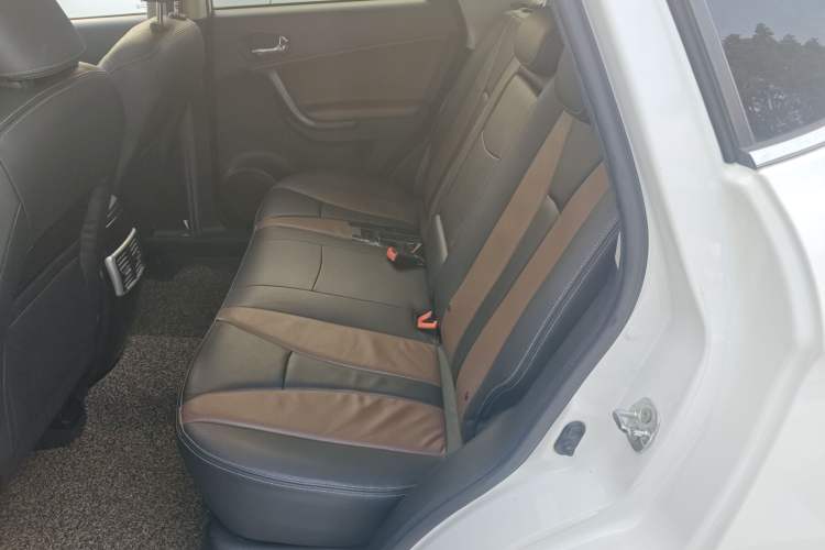 Used GAC Trumpchi GS5 Super 2016 1.8T Automatic Two-Wheel Drive Anniversary Edition
