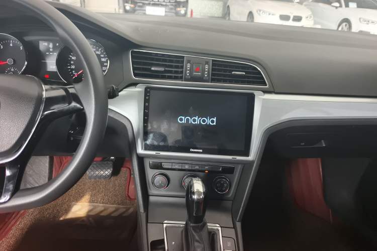 Used Volkswagen Lamando 2017 230TSI DSG Fashion Edition