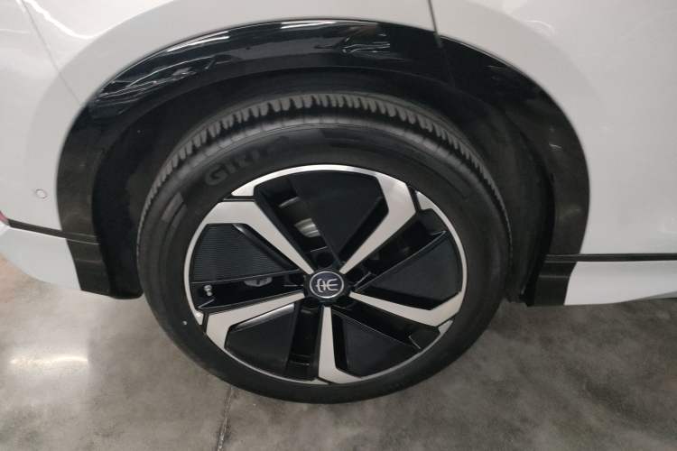 Used BYD Song L EV 2025 Intelligent Driving Version 662 km LiDAR Excellence Edition