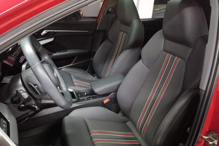 Used Audi A3 2021 Sportback 35 TFSI Fashionable Sports Model
