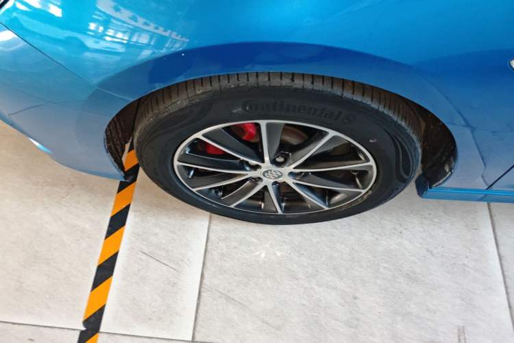 Used Buick Verano 2016 Hatchback GS 20T Dual-Clutch Passionate Sporty Model
