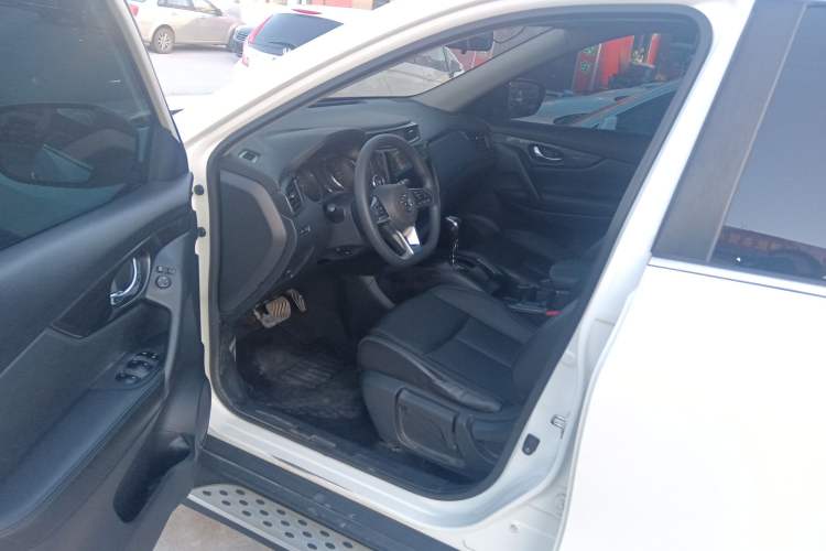 Used Nissan X-Trail 2017 2.0L CVT Comfort Edition 2WD