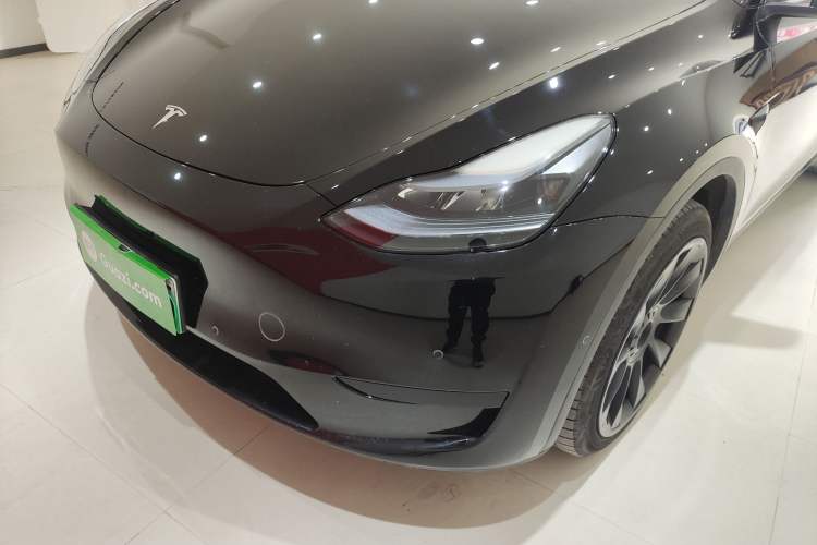 Used Tesla Model Y 2023 Rear-Wheel-Drive Version
