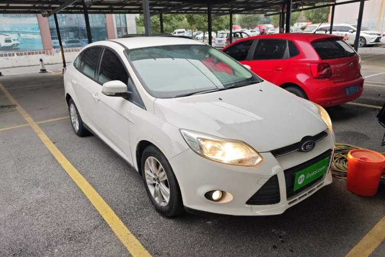 Used Ford Focus 2012 Sedan 1.6L Automatic Comfort Model
