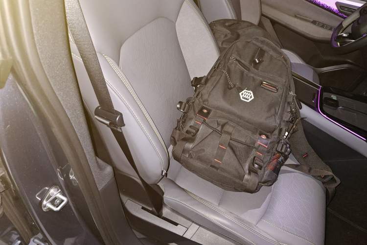 Used Lynk & Co 08 EM-P 2025 220 km All-Wheel-Drive Performance Halo