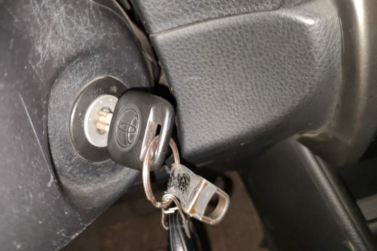 Used Toyota YARiS L 2017 1.5E CVT Dynamic Edition