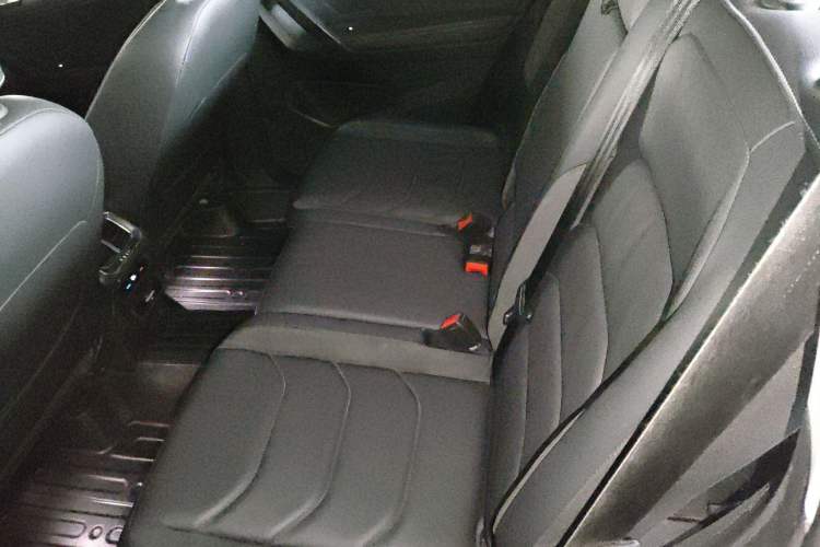 Used Volkswagen Tiguan L 2019 Updated Version 330TSI Automatic Two-Wheel Drive Panoramic Comfort Edition China VI Standard
