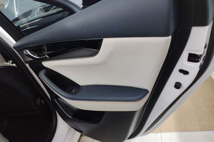 Used BYD Qin PLUS 2021 DM-i 120KM Prestige Model
