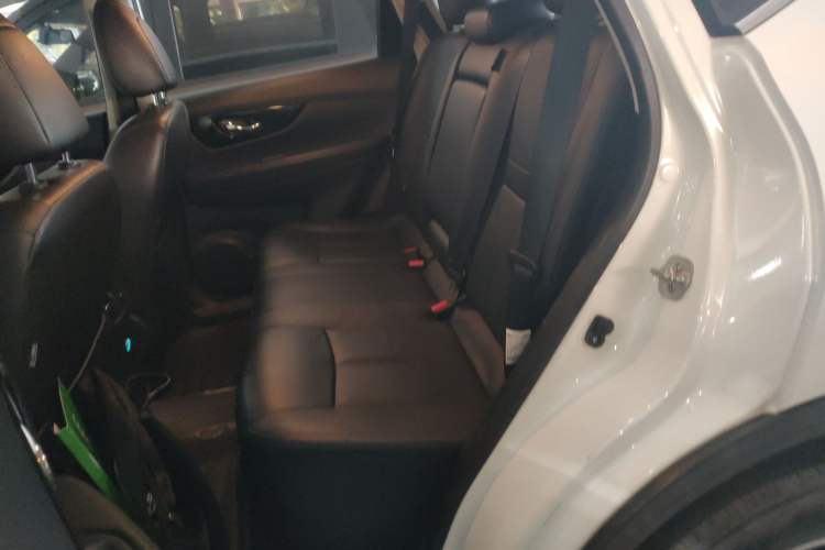 Used Nissan X-Trail 2019 2.0L CVT Smart Connect Comfort Edition 2WD