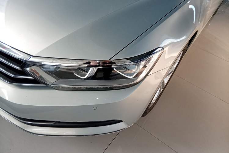 Used Volkswagen Magotan 2018 Facelift 330TSI DSG Luxury Model
