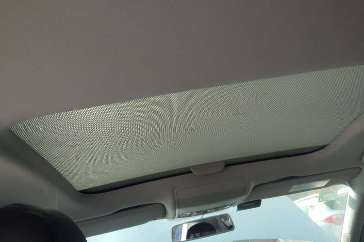 Used Volkswagen Lamando 2015 280TSI DSG Comfort Edition
