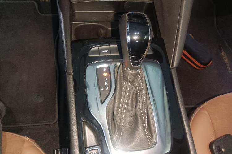 Used Buick Regal 2019 20T Elite Version China VI Standard
