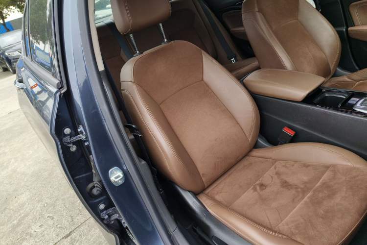 Used Buick Regal 2019 20T Elite Version China VI Standard