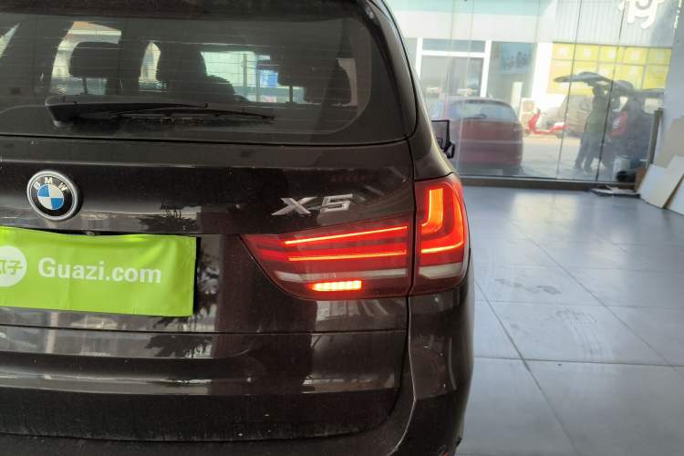 Used BMW X5 2017 xDrive28i
