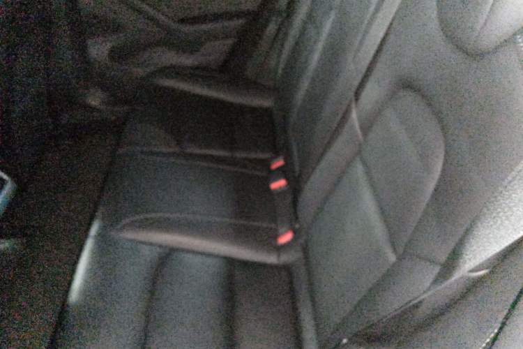 Used Tesla Model 3 2019 Long-Range Rear-Wheel-Drive Version
