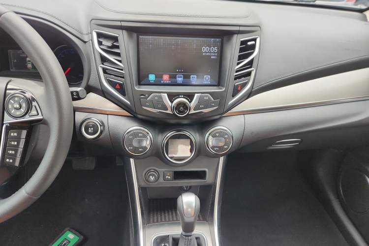 Used BYD Song 2016 2.0TID Automatic Prestige Edition
