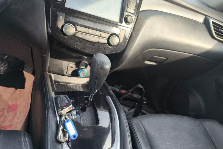 Used Nissan X-Trail 2014 2.0L CVT Comfort Edition 2WD
