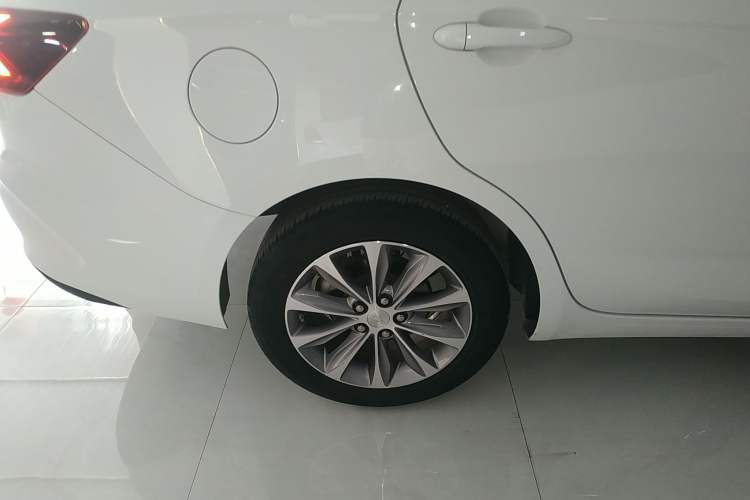 Used Chevrolet Monza 2021 320 Automatic Enjoyment Sunroof Edition
