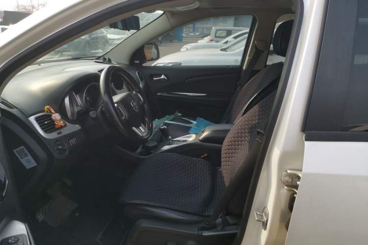 Used Dodge Journey 2014 2.4L Two-Wheel Drive Touring Edition
