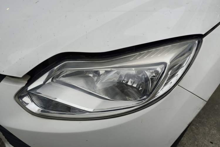 Used Ford Focus 2012 Hatchback 1.6L Automatic Fashion Edition