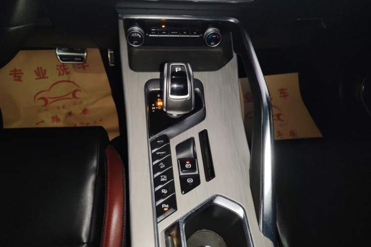 Used Geely Auto Coolray 2019 Sport Model 260T DCT Battle China V Standard
