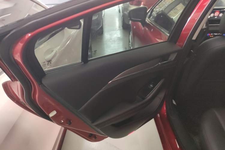 Used Mazda Atenza 2021 2.5L Sky Blue Sport Edition
