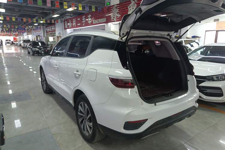 Used Geely Auto Vision X6 2020 1.4T CVT Luxury Edition
