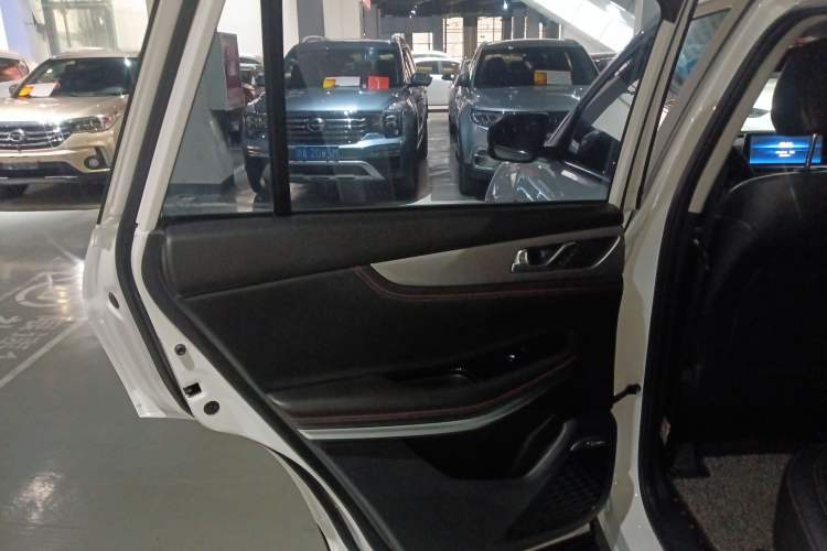 Used Changan CS75 2020 280T DCT Luxury Model China VI Standard
