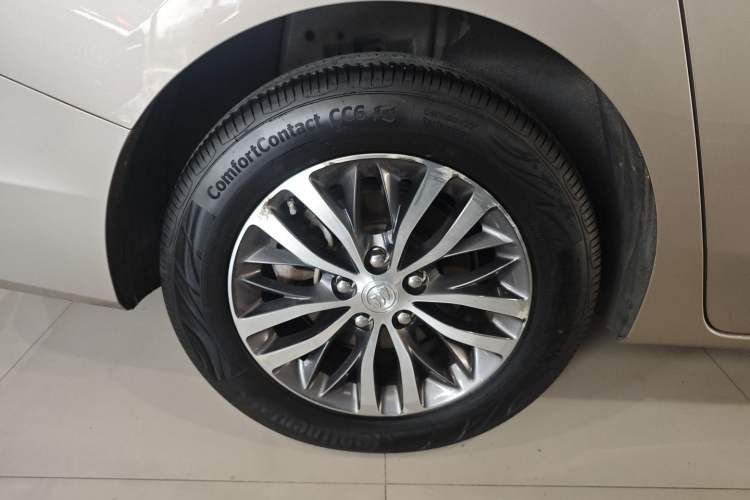 Used Buick GL8 2022 ES Landtrek 653T Luxury Edition
