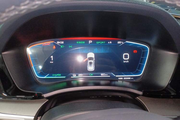 Used BYD Song PLUS New Energy 2024 Honor Edition EV 520km Luxury Model
