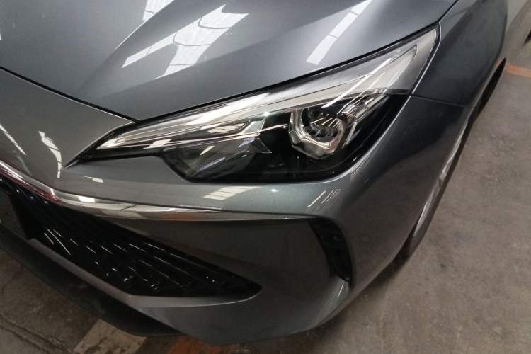 Used Roewe i5 2023 1.5L Manual Comfort Edition
