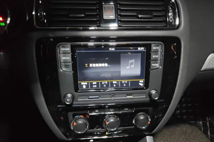 Used Volkswagen Sagitar 2017 1.6L Automatic Comfort Model
