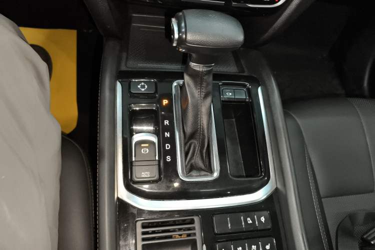 Used GAC Trumpchi GS8 2017 320T Two-Wheel Drive Luxury Smart Connectivity Version (7 Seats)