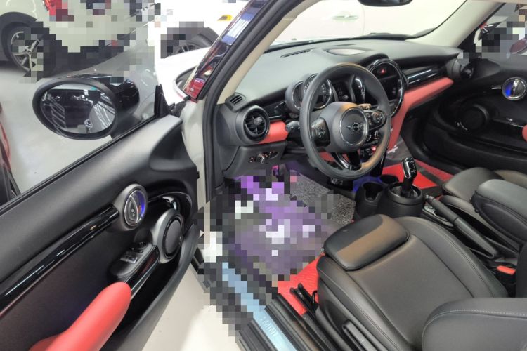 Used  MINI 2019 1.5T COOPER Classic Edition
