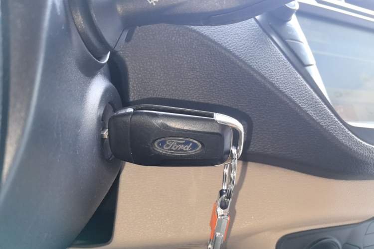 Used Ford Escort 2015 1.5L Automatic Comfort Model
