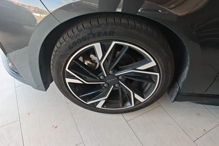 Used Lynk & Co 03 2023 1.5TD DCT JingPro
