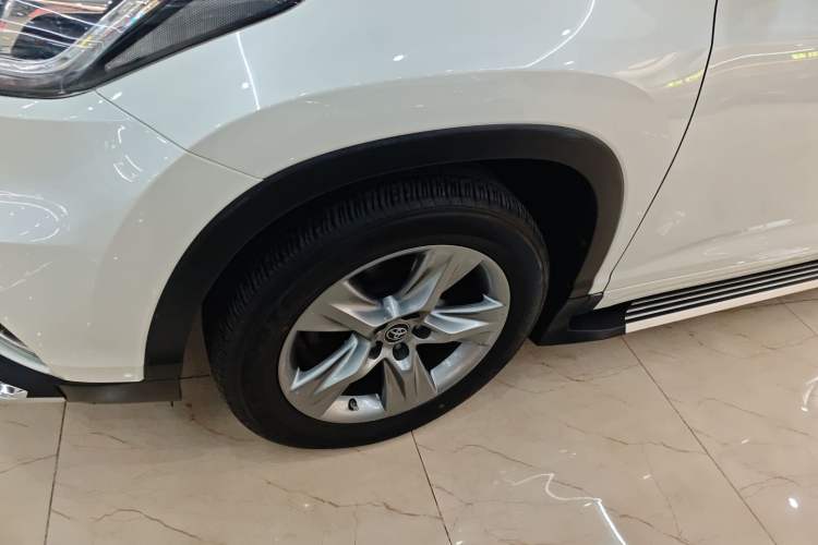 Used Toyota Highlander 2017 2.0T Four-Wheel Drive Luxury Edition 7 Seats
