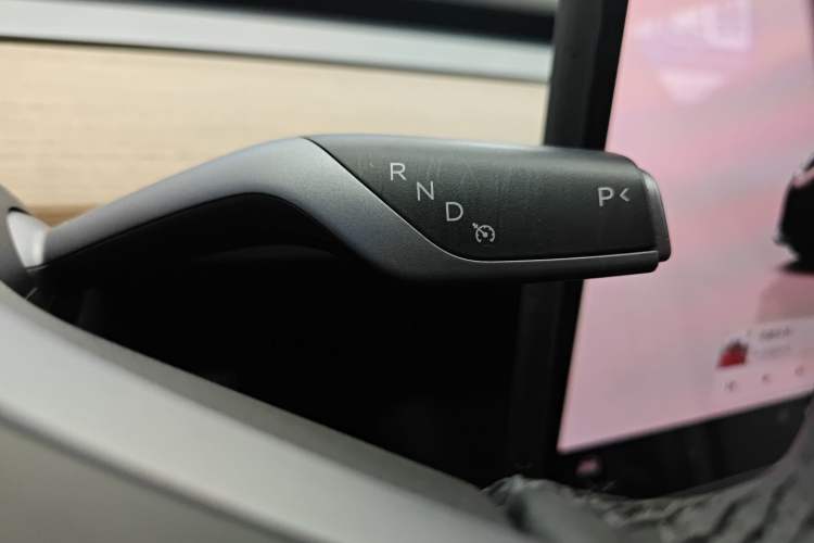 Used Tesla Model 3 2022 Rear-Wheel-Drive Version
