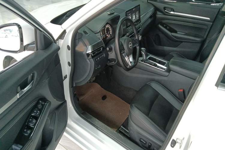 Used Nissan Teana 2022 2.0L XL-TLS Enjoyment Edition
